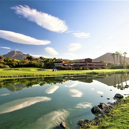 Las Americas Ocean View Studio 3 *
